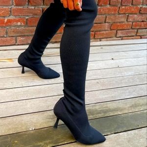 Violet Black Knitwear Boots